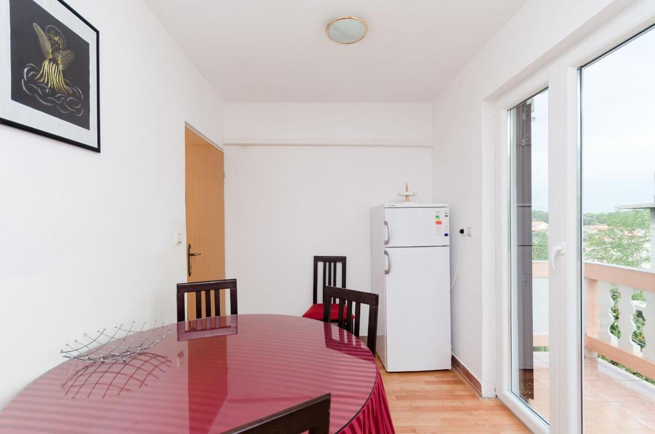 Apartments Albina Lopar Exterior photo
